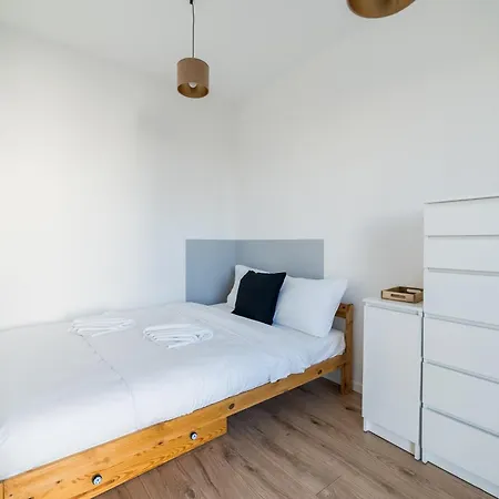 Апартаменти Posnania Comfort By Bookinghost Познань